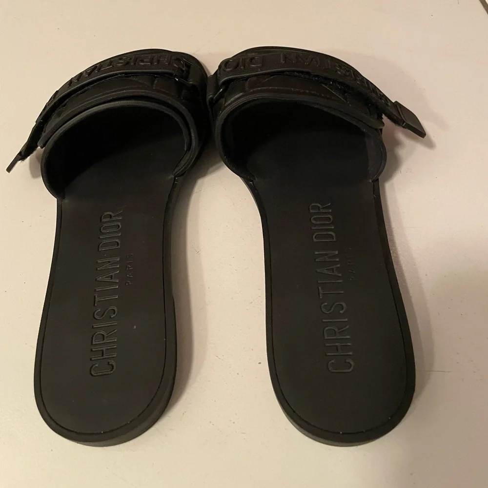 Designer *INSPIRED* Slides - Picture 3 of 4